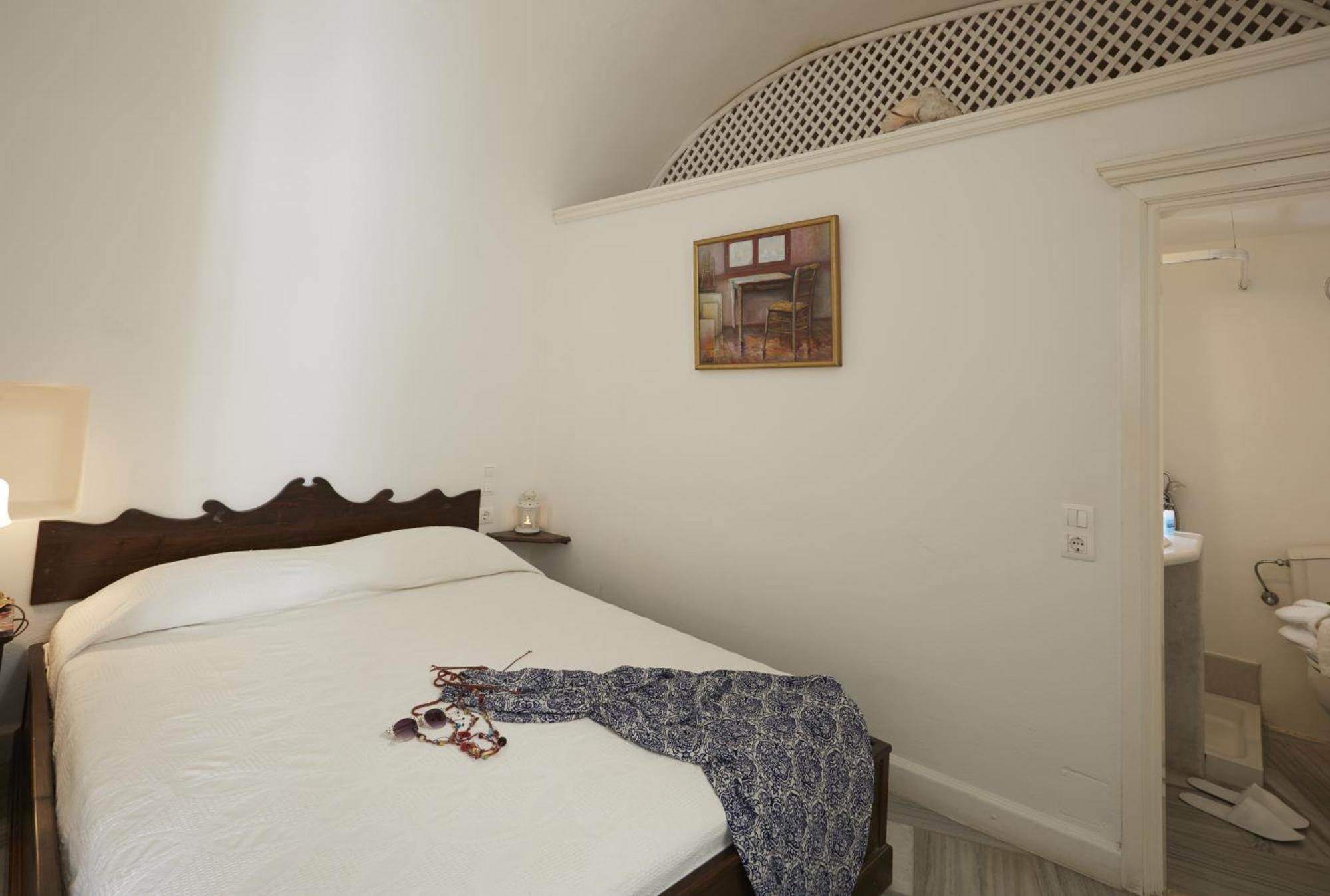 Cori Rigas Suites Fíra Szoba fotó